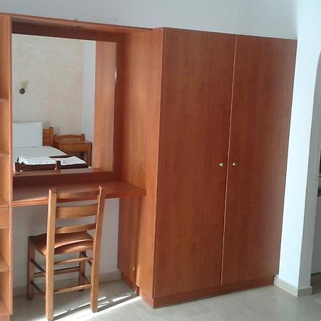 Pension Kyriakos Плакиас Экстерьер фото