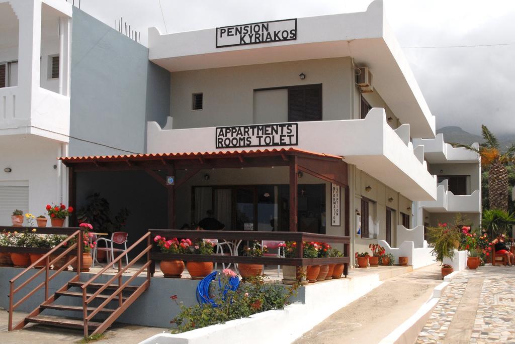 Pension Kyriakos Плакиас Экстерьер фото