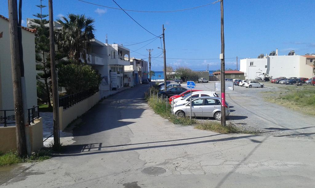 Pension Kyriakos Плакиас Экстерьер фото